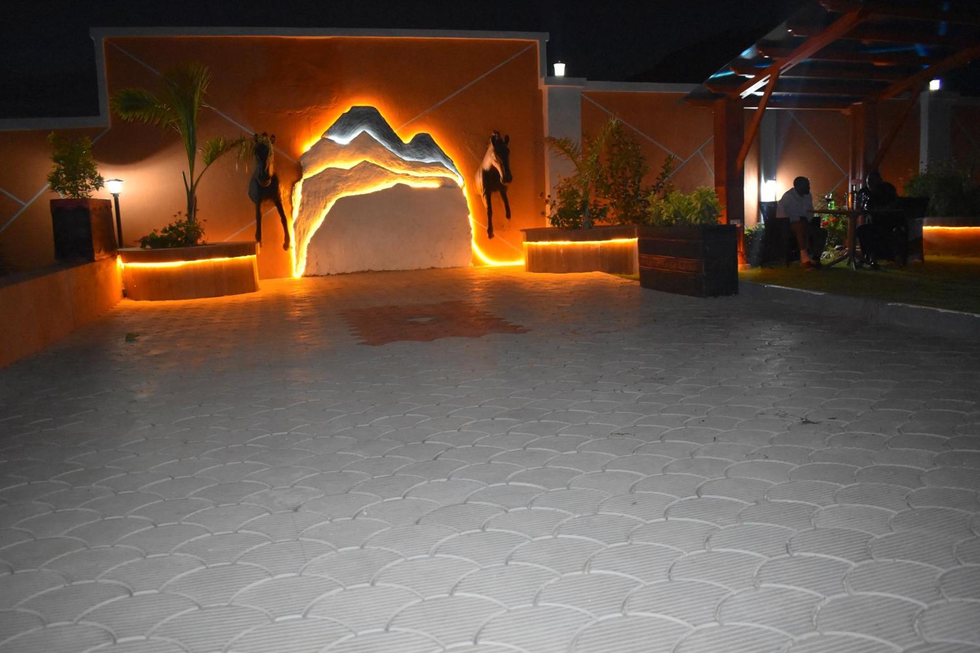 Brand Hotel Dodoma Exterior foto